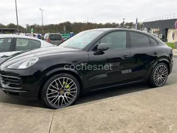Negro Usado 2023 Porsche Cayenne Platinum Edition SUV | 95.000 € (Un poco caro)