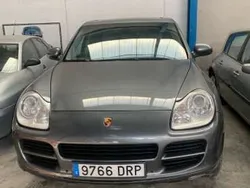 Gris Usado 2006 Porsche Cayenne SUV | 9990 €