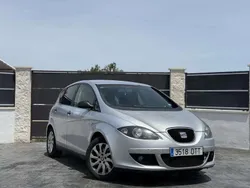 Gris Usado 2005 Seat Altea Reference Monovolumen | 2999 € (Precio justo)