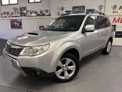 Plateado Usado 2010 Subaru Forester SUV | 6450 €