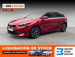 Rojo Usado 2022 Kia Ceed Berlina | 18.900 € (Un poco caro)