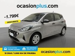 Gris / plata Usado 2022 Hyundai i10 Utilitario | 10.000 € (Precio justo)