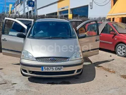 Gris / plata Usado 2005 Ford Galaxy Ghia Monovolumen | 3500 €