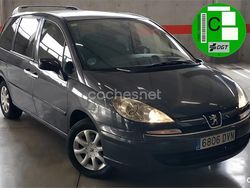 Gris / plata Usado 2006 Peugeot 807 Monovolumen | 3600 €