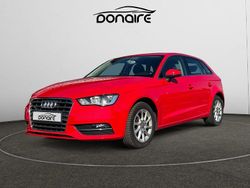 Rojo Usado 2014 Audi A3 Attraction | 12.990 € (Un poco caro)