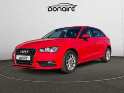Rojo Usado 2014 Audi A3 Attraction | 12.990 € (Precio justo)