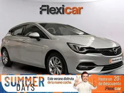 Gris / plata Usado 2021 Opel Astra Ultimate Berlina | 16.390 € (Un poco caro)