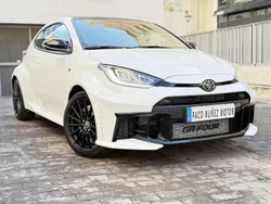 Blanco Nuevo 2025 Toyota Yaris Utilitario | 59.900 €