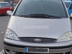 Gris / plata Usado 2002 Ford Galaxy Trend Monovolumen | 1900 €