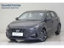Azul Usado 2024 Hyundai i30 Berlina | 19.490 € (Precio justo)