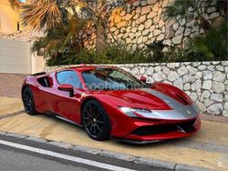 Rojo Usado 2023 Ferrari SF90 Coupe | 485.000 €