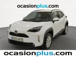 Blanco Nuevo 2024 Toyota Yaris Hybrid Active Utilitario | 23.546 € (Precio justo)