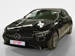 Negro noche Usado 2024 Mercedes A180 AMG line Berlina | 33.900 € (Precio justo)