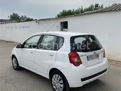 Blanco Usado 2009 Chevrolet Aveo LS Berlina | 2800 € (Super precio)