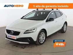 Blanco Usado 2016 Volvo V40 Summum Berlina | 17.999 €