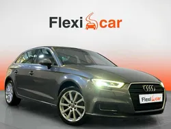 Gris Usado 2020 Audi A3 Sportback Attraction Berlina | 20.090 € (Buen precio)