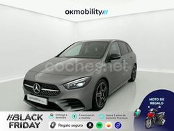 Gris / plata Usado 2022 Mercedes B180 Monovolumen | 26.500 € (Buen precio)