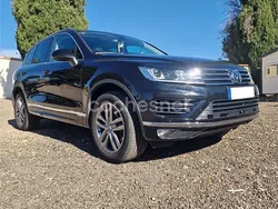 Negro Usado 2016 VW Touareg R-line SUV | 23.900 € (Buen precio)