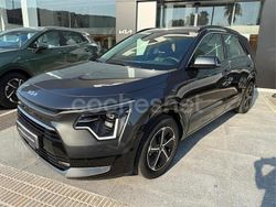 Gris / plata Usado 2024 Kia Niro SUV | 27.300 € (Caro)