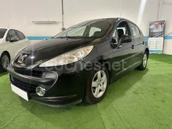 Negro Usado 2007 Peugeot 207 Berlina | 4990 € (Precio justo)