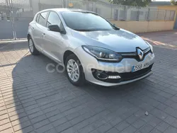 Gris / plata Usado 2014 Renault Mégane III LIMITED Berlina | 8400 € (Precio justo)
