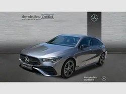 Gris Usado 2024 Mercedes CLA200 Shooting Brake AMG line Familiar | 37.990 € (Precio justo)