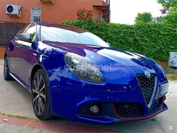 Azul Usado 2017 Alfa Romeo Giulietta Super Utilitario | 10.990 €