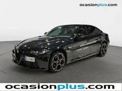 Negro Usado 2024 Alfa Romeo Giulia Competizione Berlina | 45.364 €