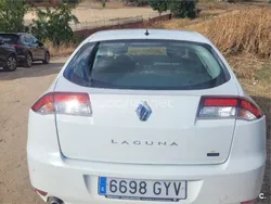 Blanco Usado 2010 Renault Laguna III Berlina | 3900 € (Buen precio)