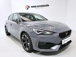 Gris / plata Usado 2024 Cupra Leon Berlina | 27.900 € (Precio justo)