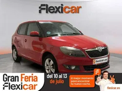 Rojo Usado 2015 Skoda Fabia Utilitario | 7490 € (Buen precio)