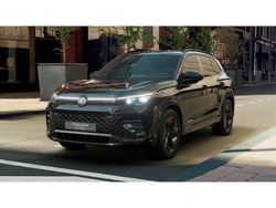 Negro Nuevo 2025 VW Tiguan R-line SUV | 52.352 €