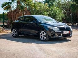 Negro Usado 2009 Renault Mégane Coupé Dynamique Coupe | 4900 €