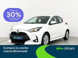 Blanco Usado 2021 Toyota Yaris Hybrid Active Berlina | 17.290 € (Precio justo)