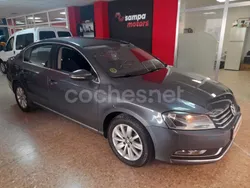 Azul Usado 2011 VW Passat Advance Berlina | 9440 € (Precio justo)