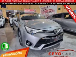 Plateado Usado 2015 Toyota Avensis Advance Berlina | 14.300 €