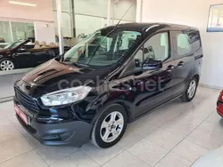 Negro Usado 2017 Ford Tourneo Courier Trend Monovolumen | 8999 € (Precio justo)