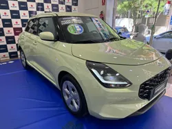 Amarillo Nuevo 2024 Suzuki Swift | 21.180 € (Precio justo)