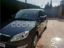 Gris / plata Usado 2011 Skoda Fabia Berlina | 6350 € (Precio justo)