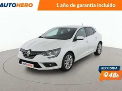 Amarillo Usado 2017 Renault Mégane IV Zen Berlina | 11.299 €