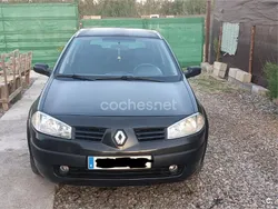 Negro Usado 2005 Renault Mégane II Dynamique Berlina | 1800 € (Precio justo)