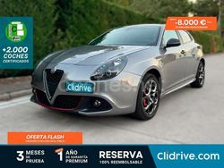 Gris / plata Usado 2019 Alfa Romeo Giulietta Berlina | 14.390 € (Un poco caro)
