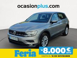 Gris plata Usado 2017 VW Tiguan Edition SUV | 17.750 € (Precio justo)