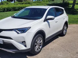 Blanco Usado 2016 Toyota RAV4 Advance SUV | 19.990 € (Precio justo)