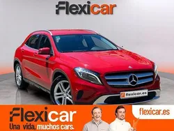 Rojo Usado 2016 Mercedes GLA200 Urban SUV | 21.990 € (Precio justo)