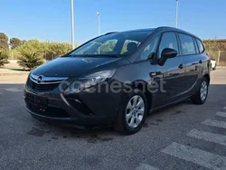 Gris / plata Usado 2014 Opel Zafira Family Monovolumen | 8000 €