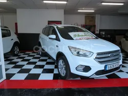 Blanco Usado 2019 Ford Kuga Vignale SUV | 13.650 € (Precio justo)