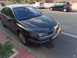 Gris / plata Usado 2005 Renault Laguna II Dynamique Berlina | 2000 € (Buen precio)
