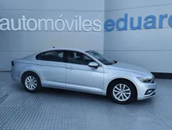 Plateado Usado 2020 VW Passat Berlina | 17.500 € (Precio justo)