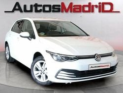 Blanco Usado 2022 VW Golf VIII Life Berlina | 19.490 € (Precio justo)
